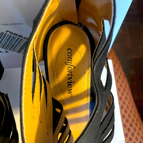 COMFORTVIEW BLACK SHOES WITH STRAPS ACROSS AND ELASTIC FOR COMFORT ZIPPER BACK - Picture 6 of 9